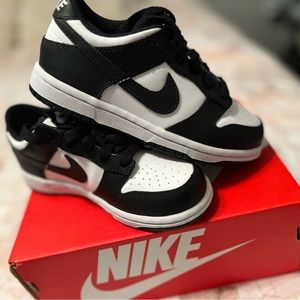 Kids Nike Dunks ( Panda )